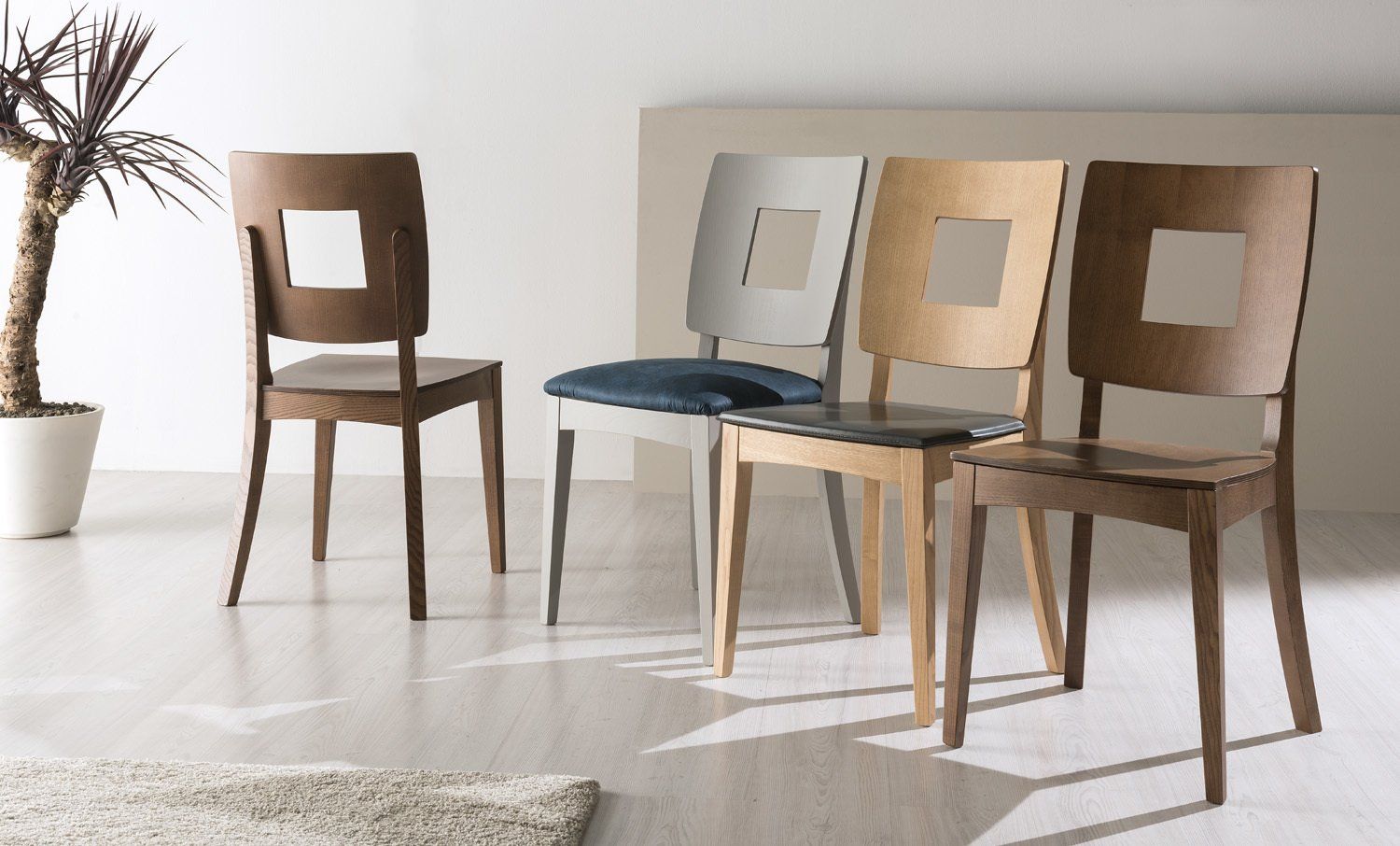 tavoli e sedie soluzione arredo