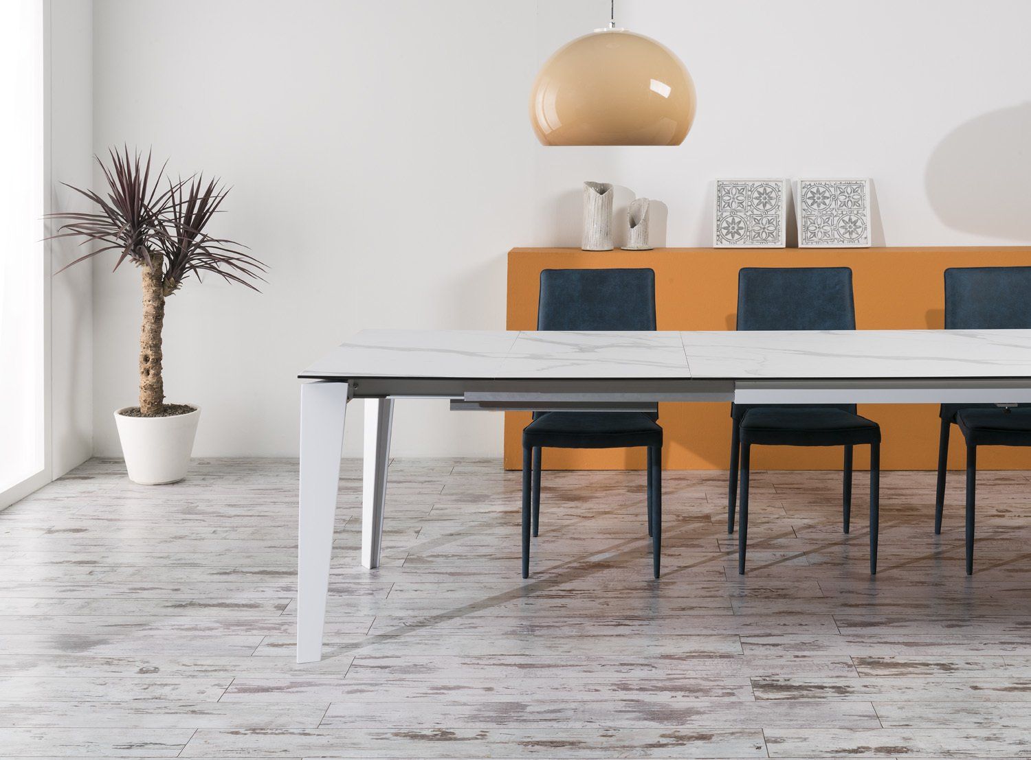 tavoli e sedie soluzione arredo