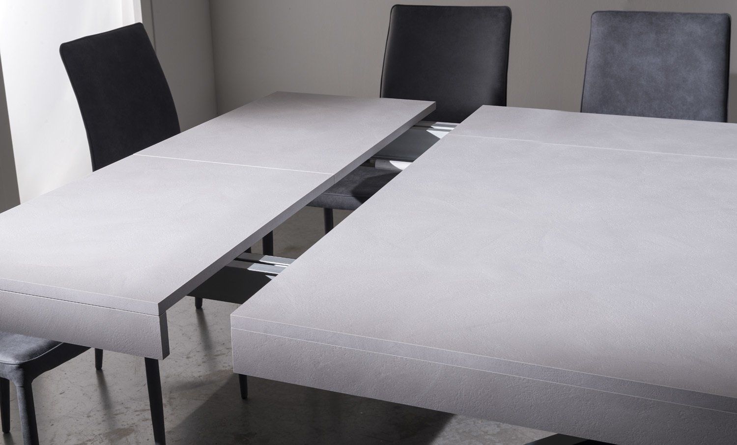 tavoli e sedie soluzione arredo