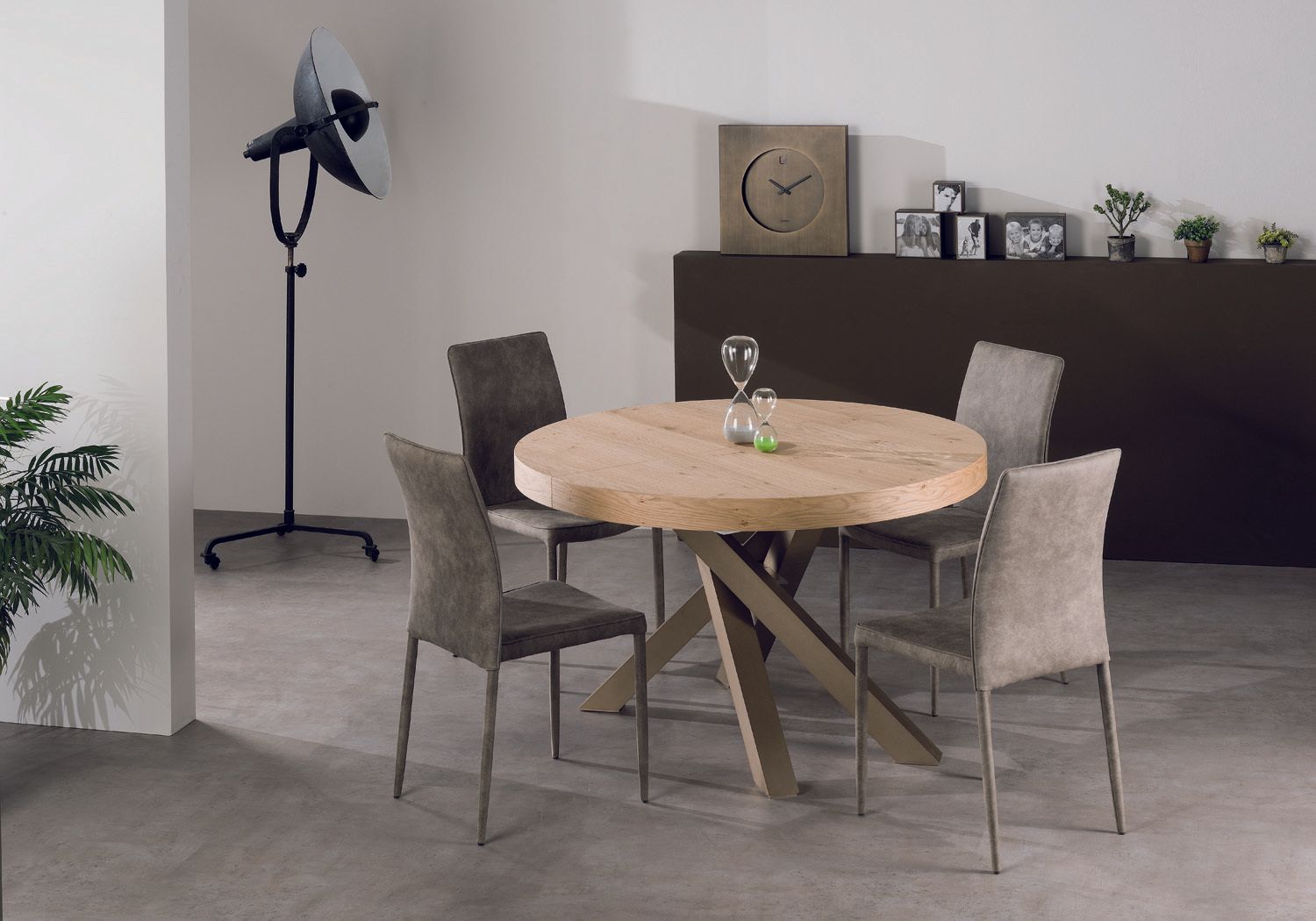 tavoli e sedie soluzione arredo