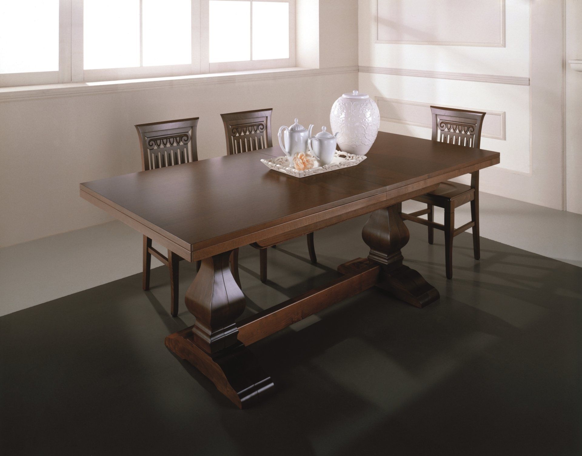 tavoli e sedie soluzione arredo