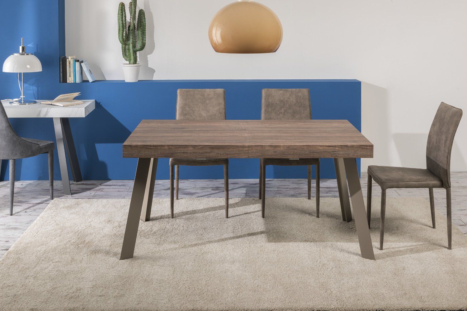 tavoli e sedie soluzione arredo