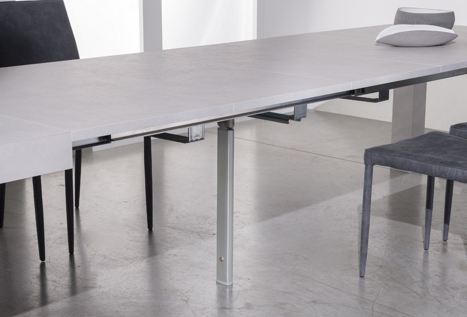 tavoli e sedie soluzione arredo