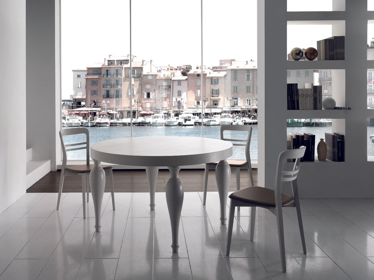 tavoli e sedie soluzione arredo