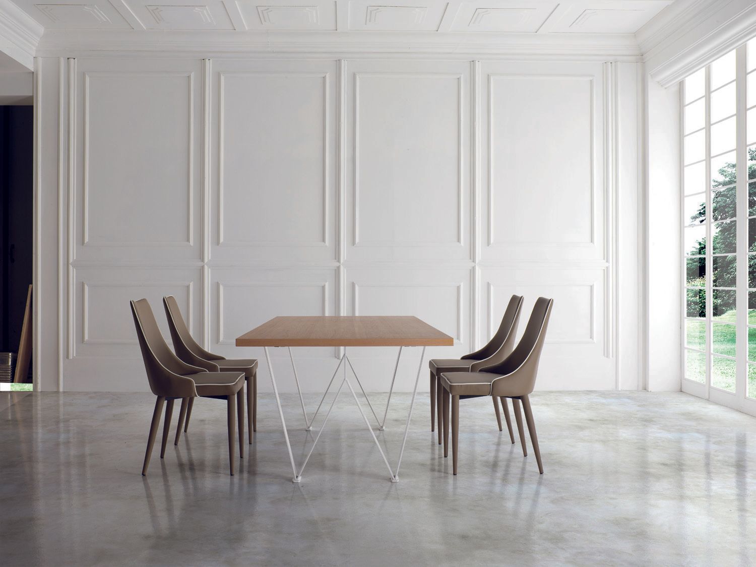 tavoli e sedie soluzione arredo