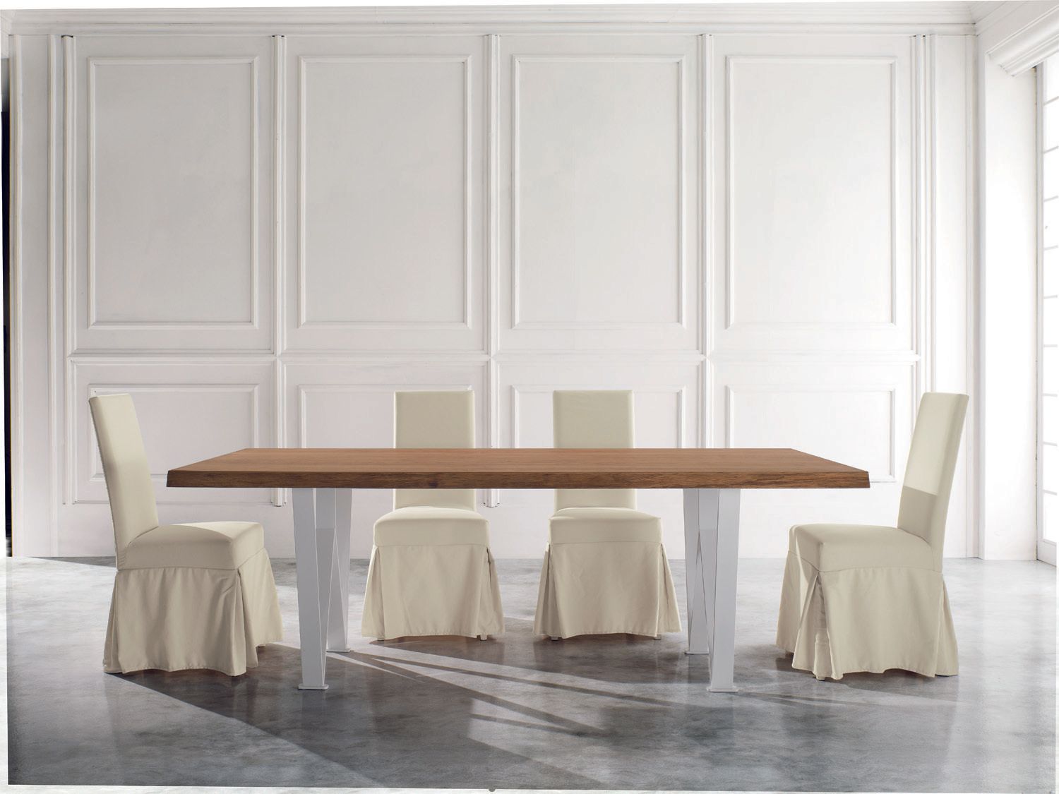 tavoli e sedie soluzione arredo