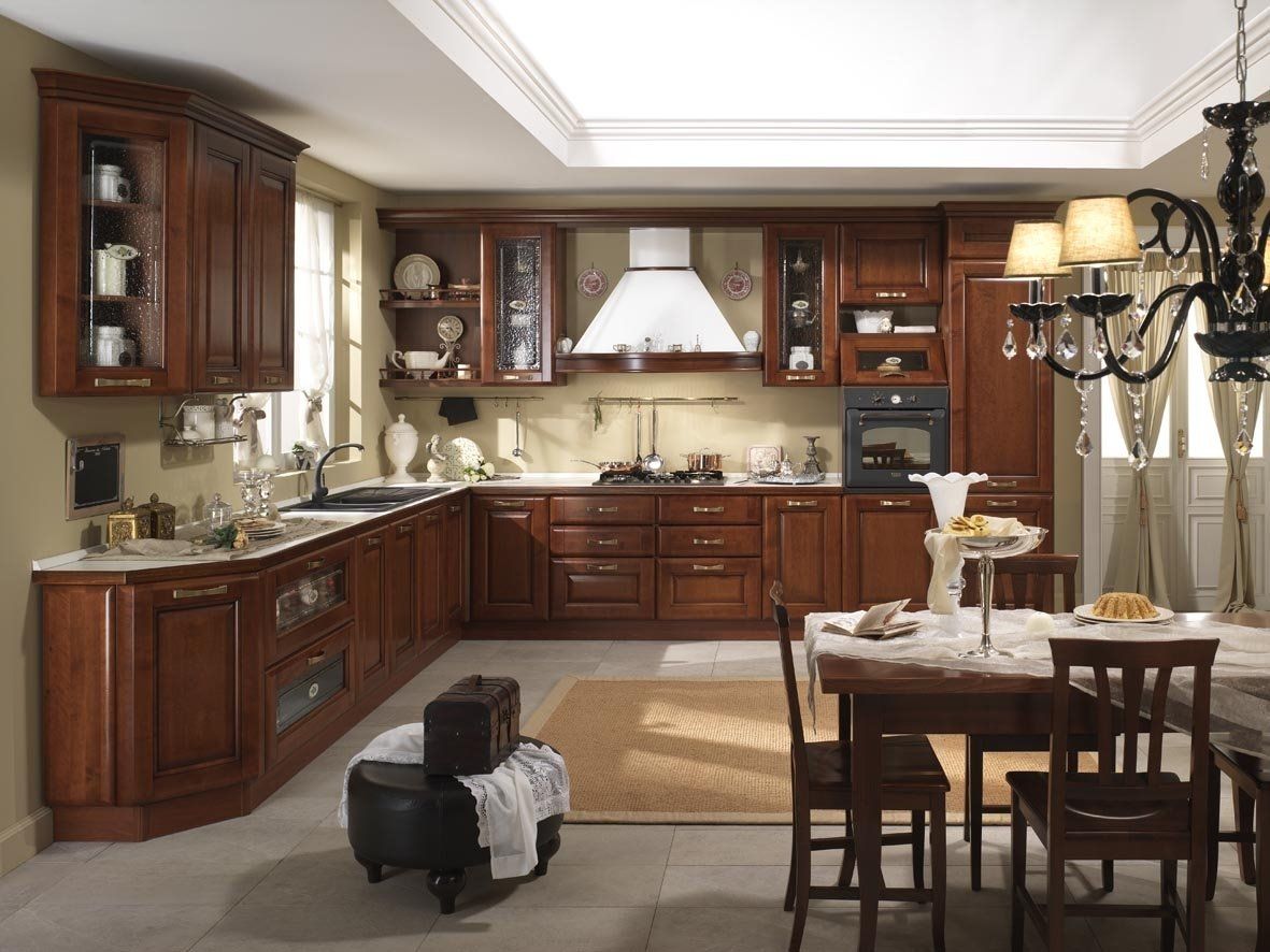 CUCINE CONTEMPORANEE E CLASSICHE soluzione arredo