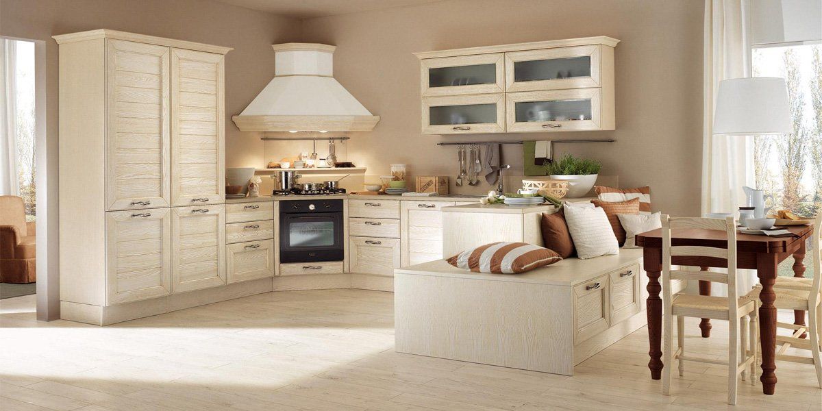 CUCINE CONTEMPORANEE E CLASSICHE soluzione arredo