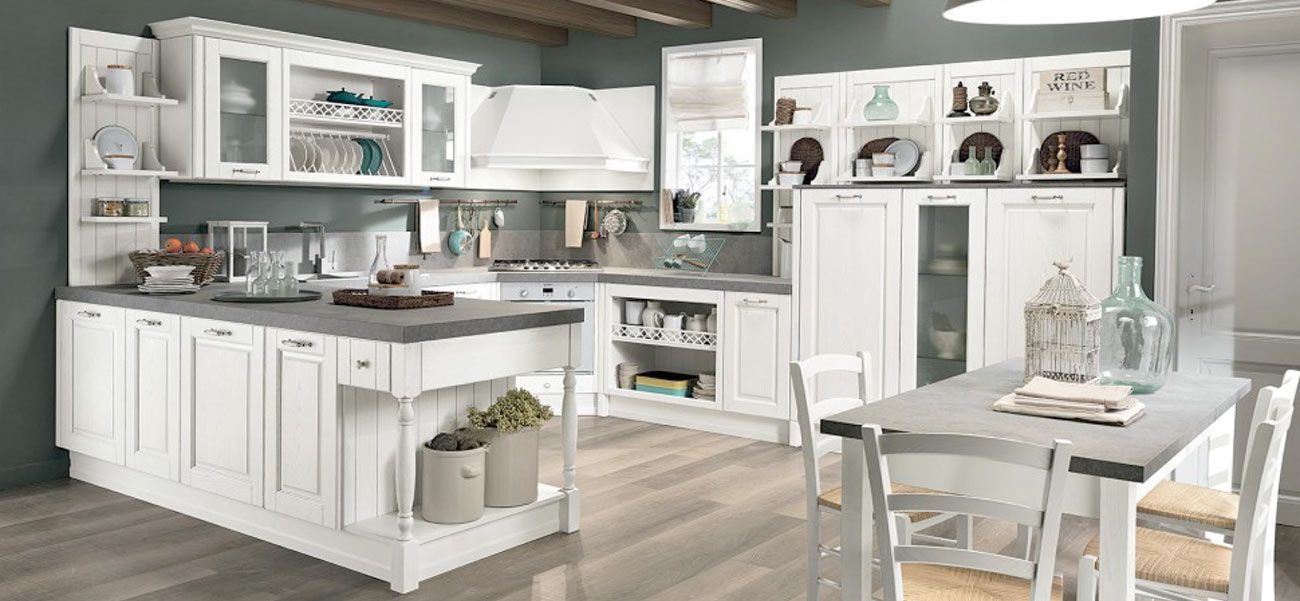 CUCINE CONTEMPORANEE E CLASSICHE soluzione arredo
