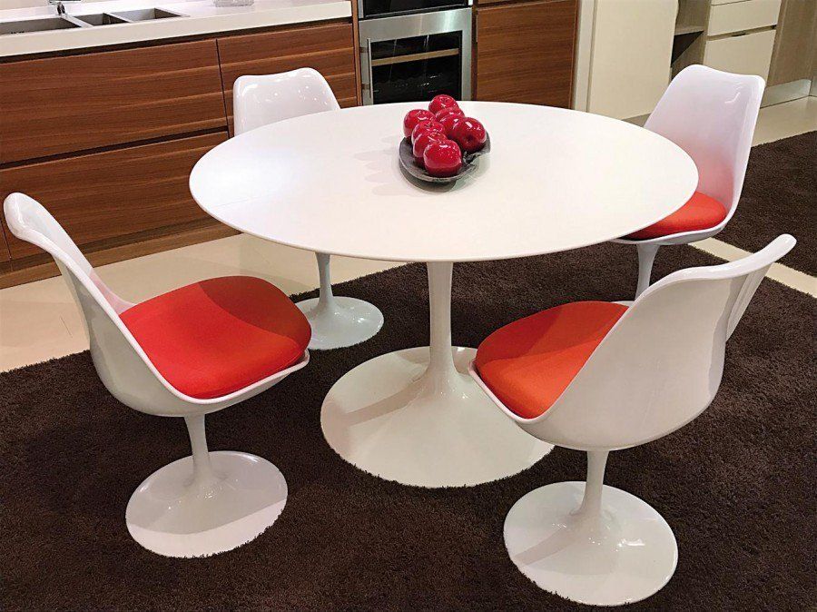 tavoli e sedie soluzione arredo