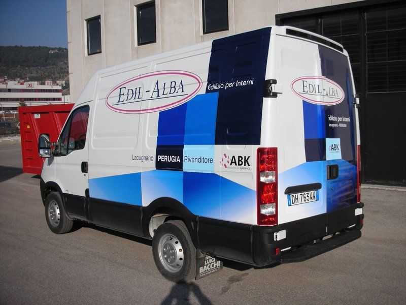 Stampa su un furgone