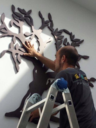 Decorazione di pareti interne con appliques