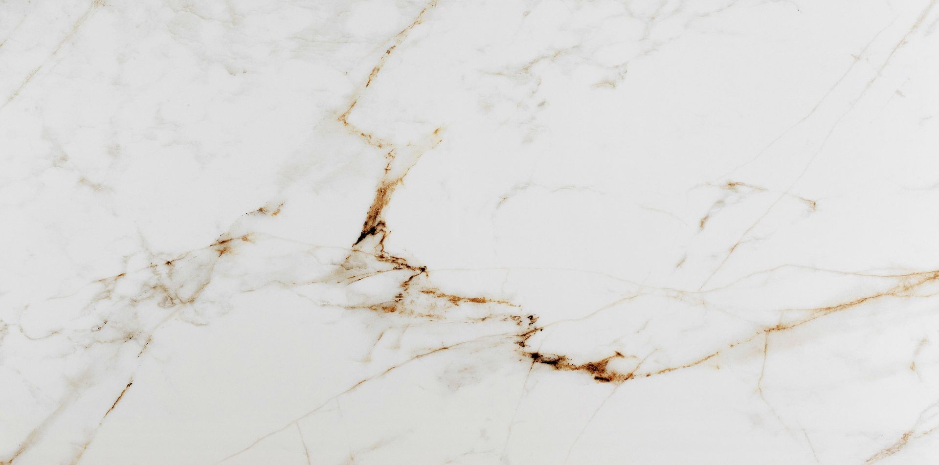 Rectified Spiral tile with a high-gloss finish and swirling pattern detail