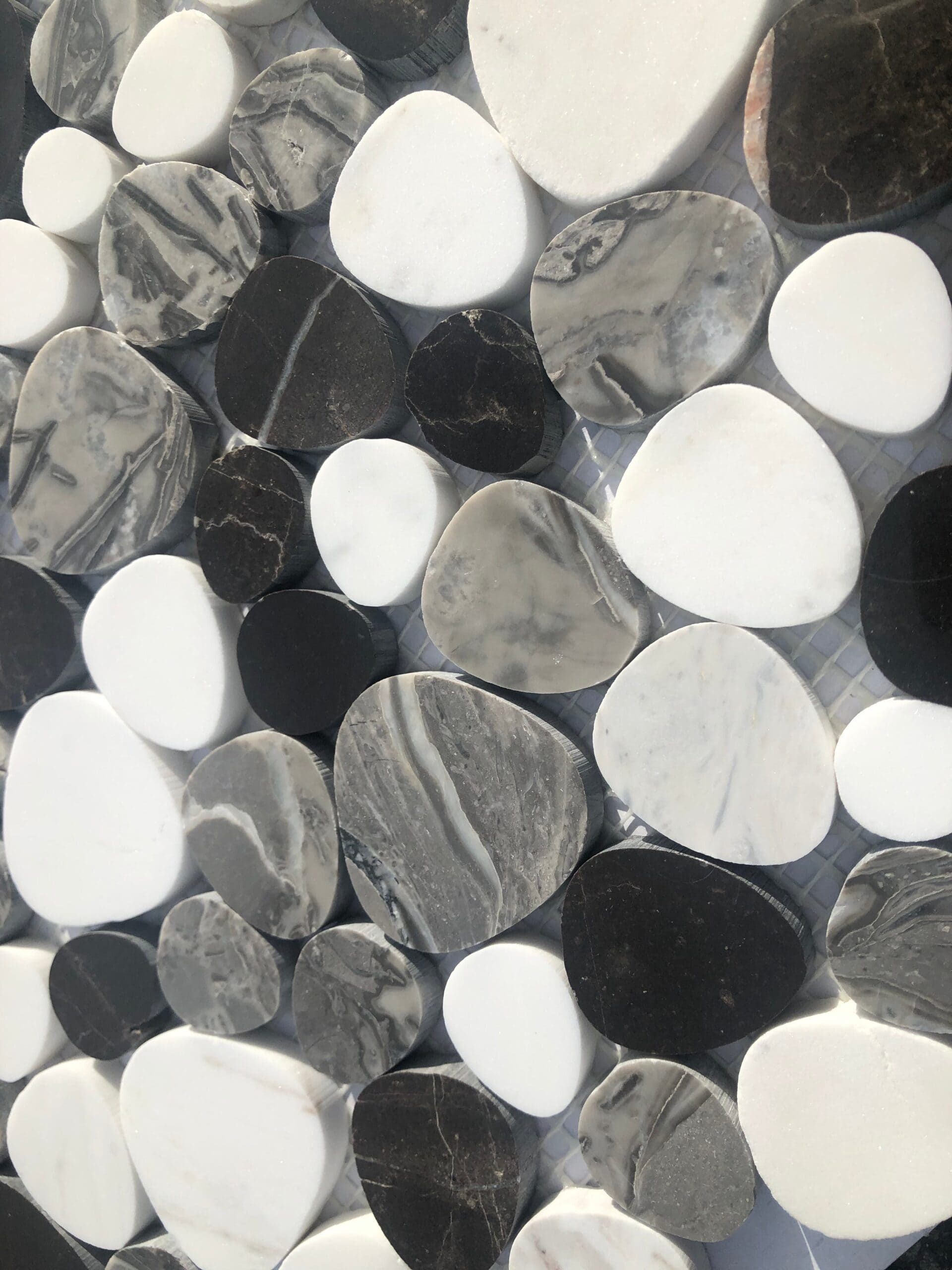 Black Hearts Marble mosaic with heart-shaped black marble pieces, bold accent for walls or backsplashes.