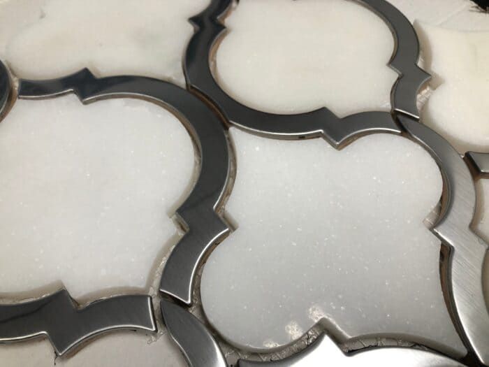 Salamanca White Arabesque mosaic provides timeless elegance in intricate arabesque tile shapes.