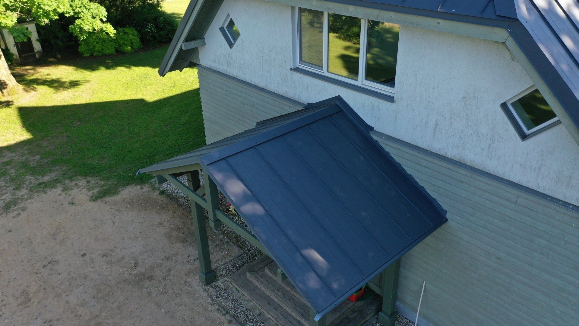 skursteņa pieslēgums, remontdarbi, sienu, jumta pieslēgumi, remonts. Jumtu, (jumta) darbi, kausēt, kausēšana