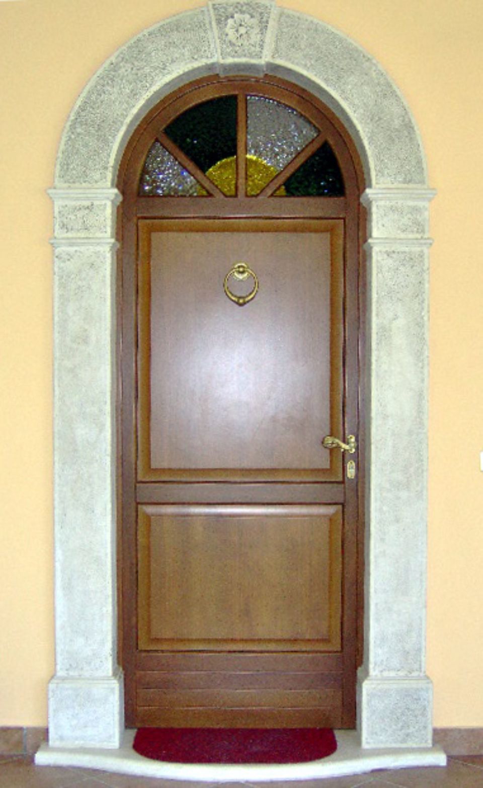 Portoncino d'ingresso marrone