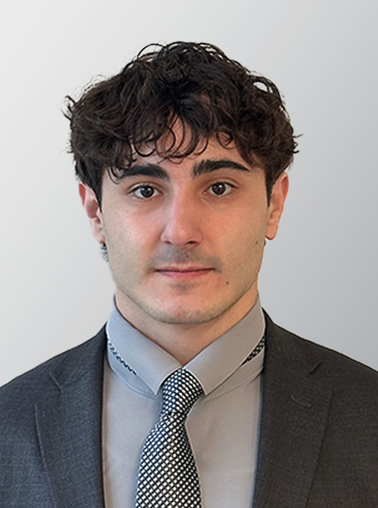 Photo of Simon Hanna