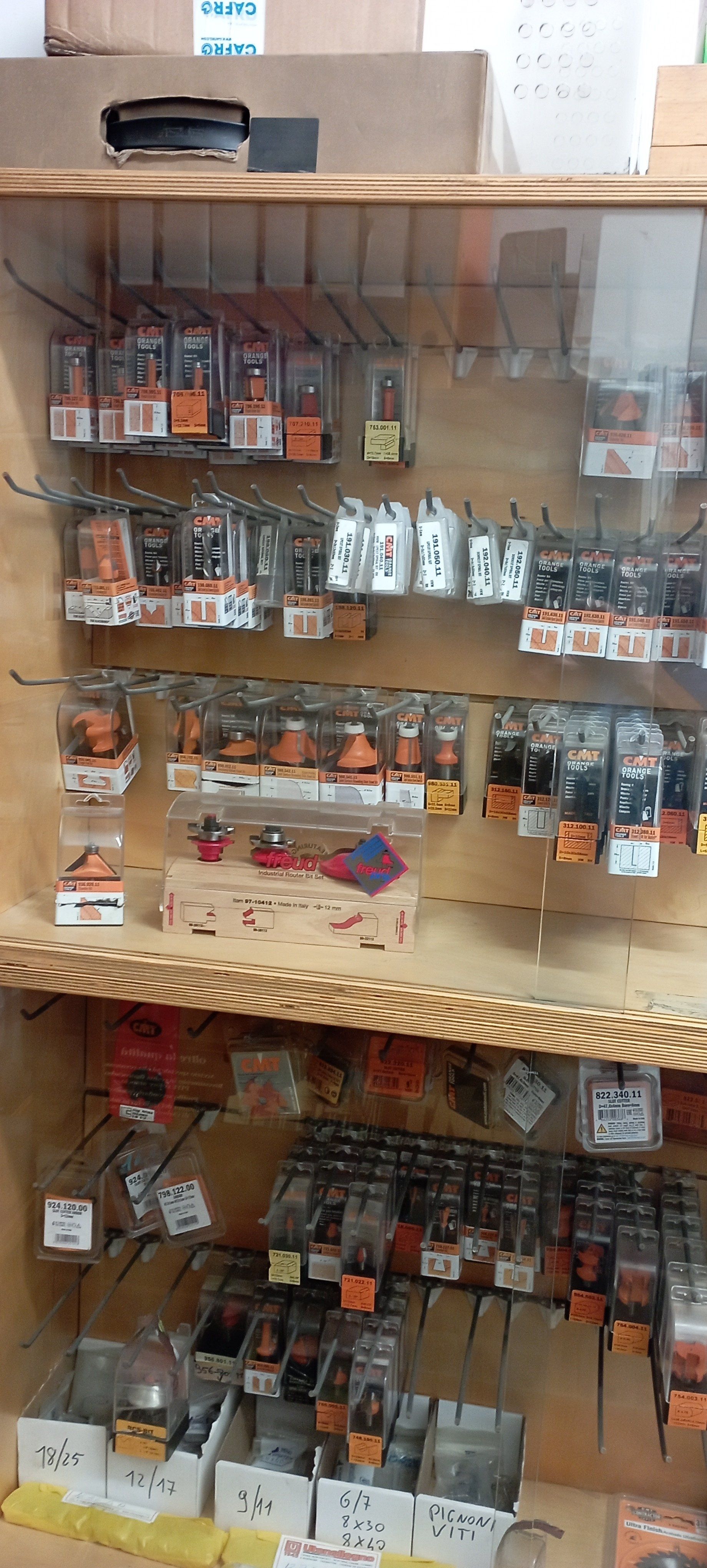 vendita punte. frese e lame 1