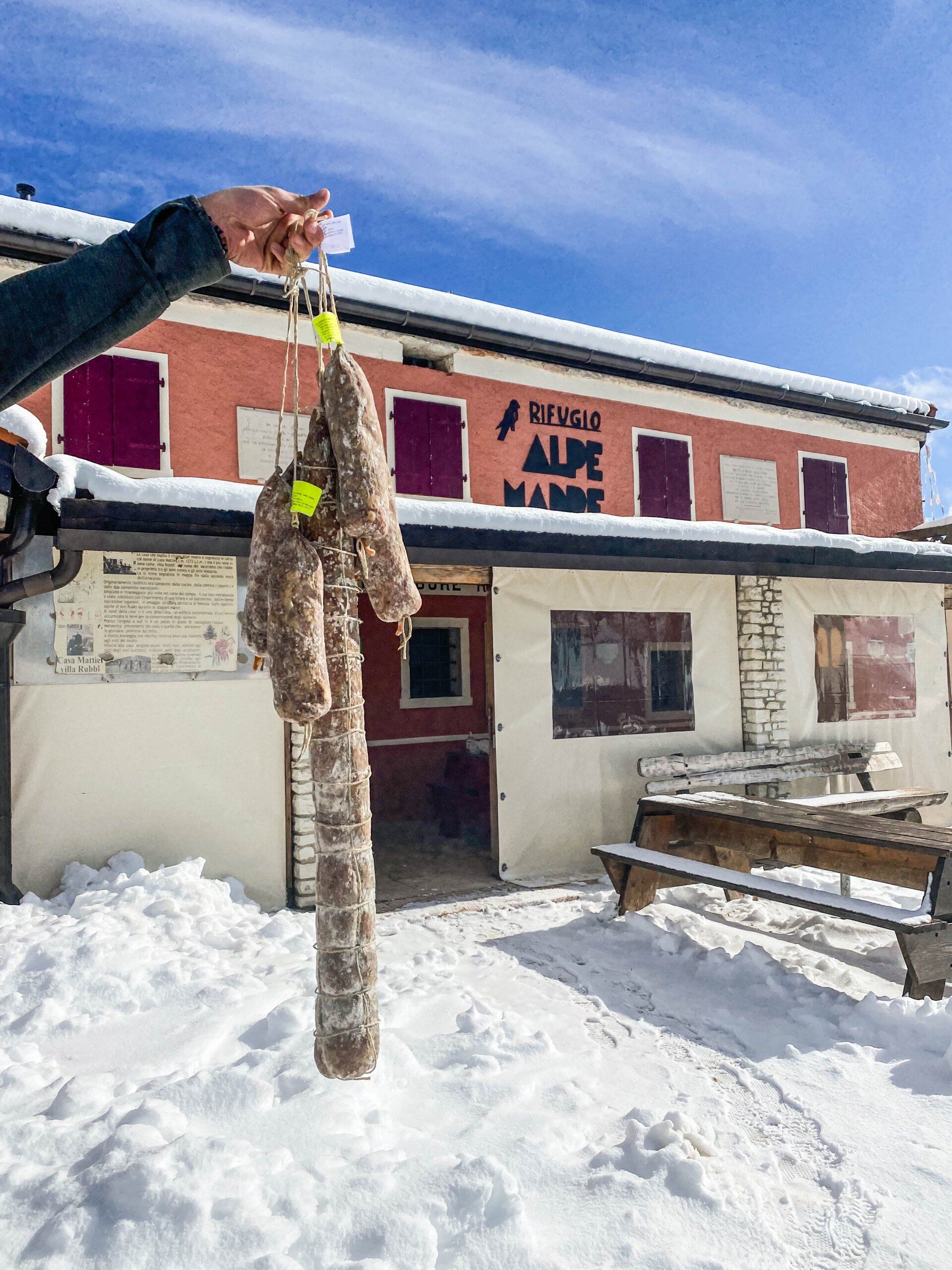 Rifugio Alpemadre_frontview