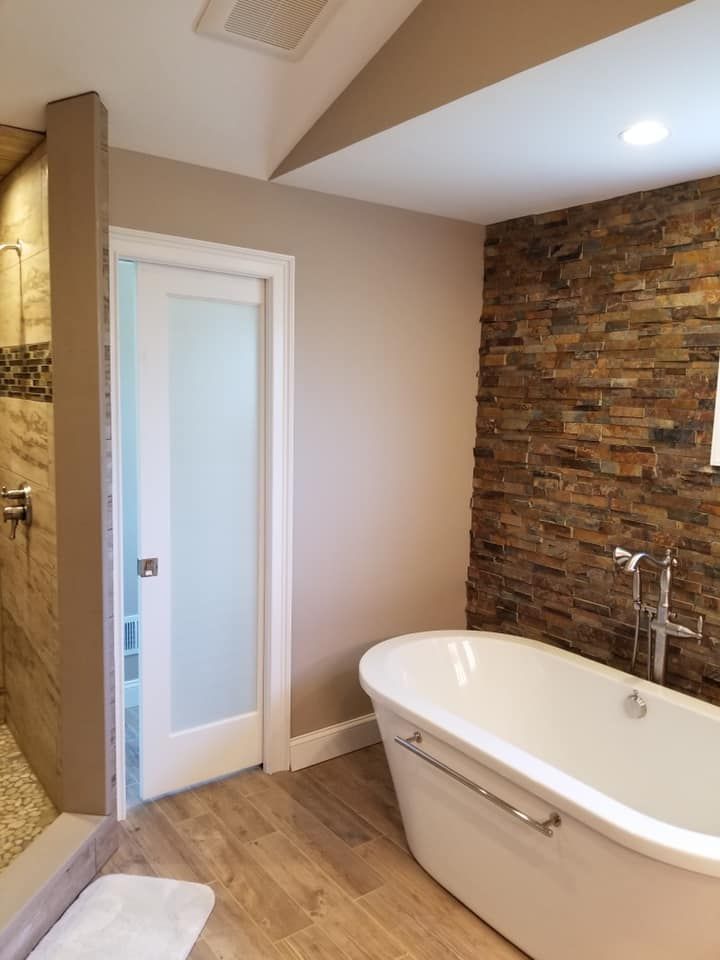 Bathroom With Bathtub – Quakertown, PA – Dave Neilson Remodeling