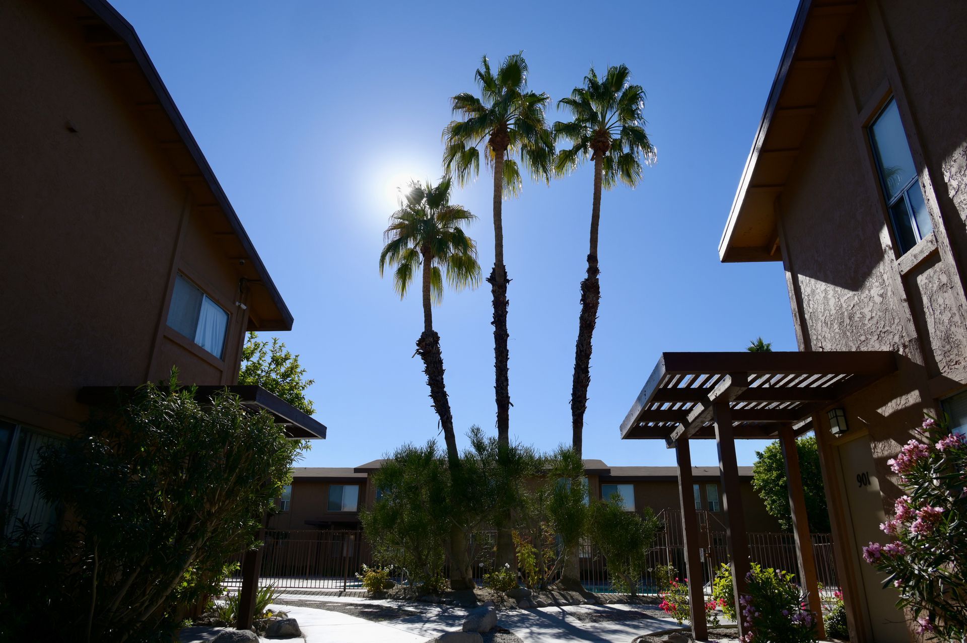 Palm Desert Palms Apartments