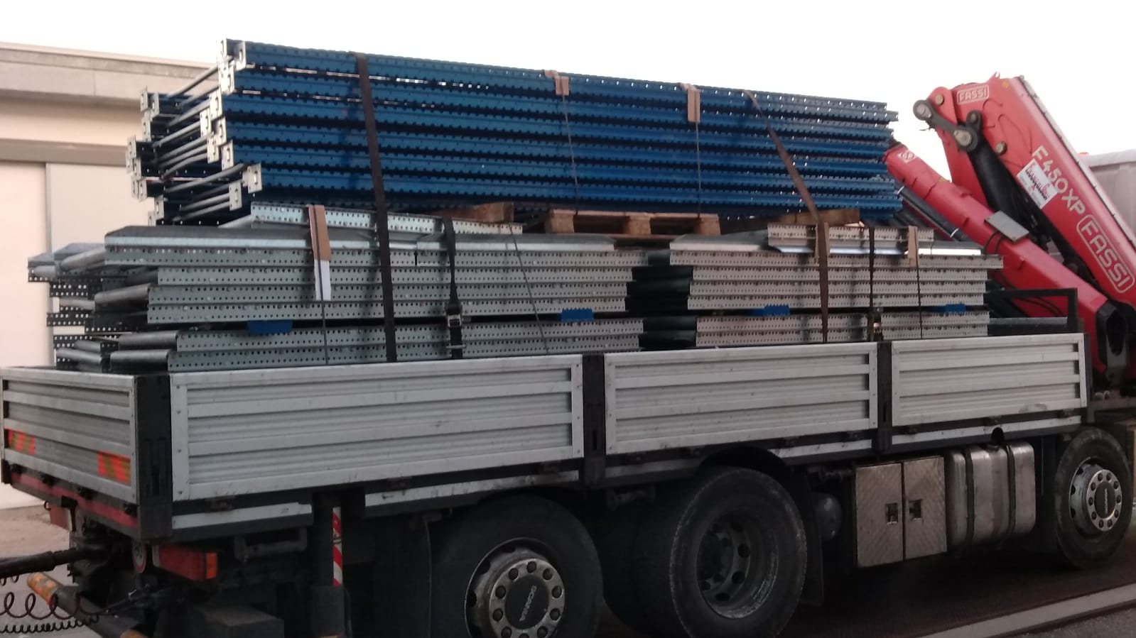 trasporto materiali di riciclo