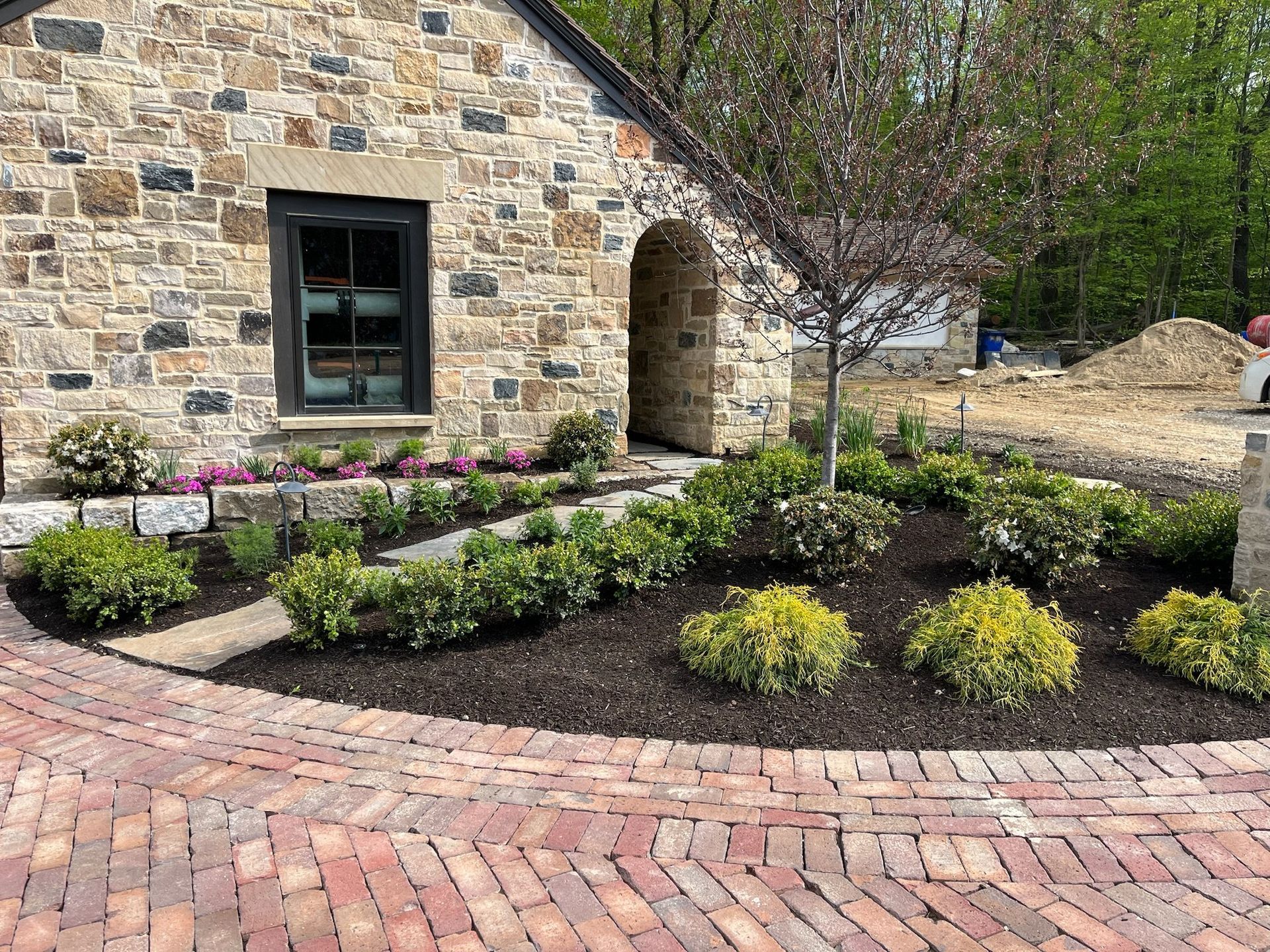 S & M Landscape Construction