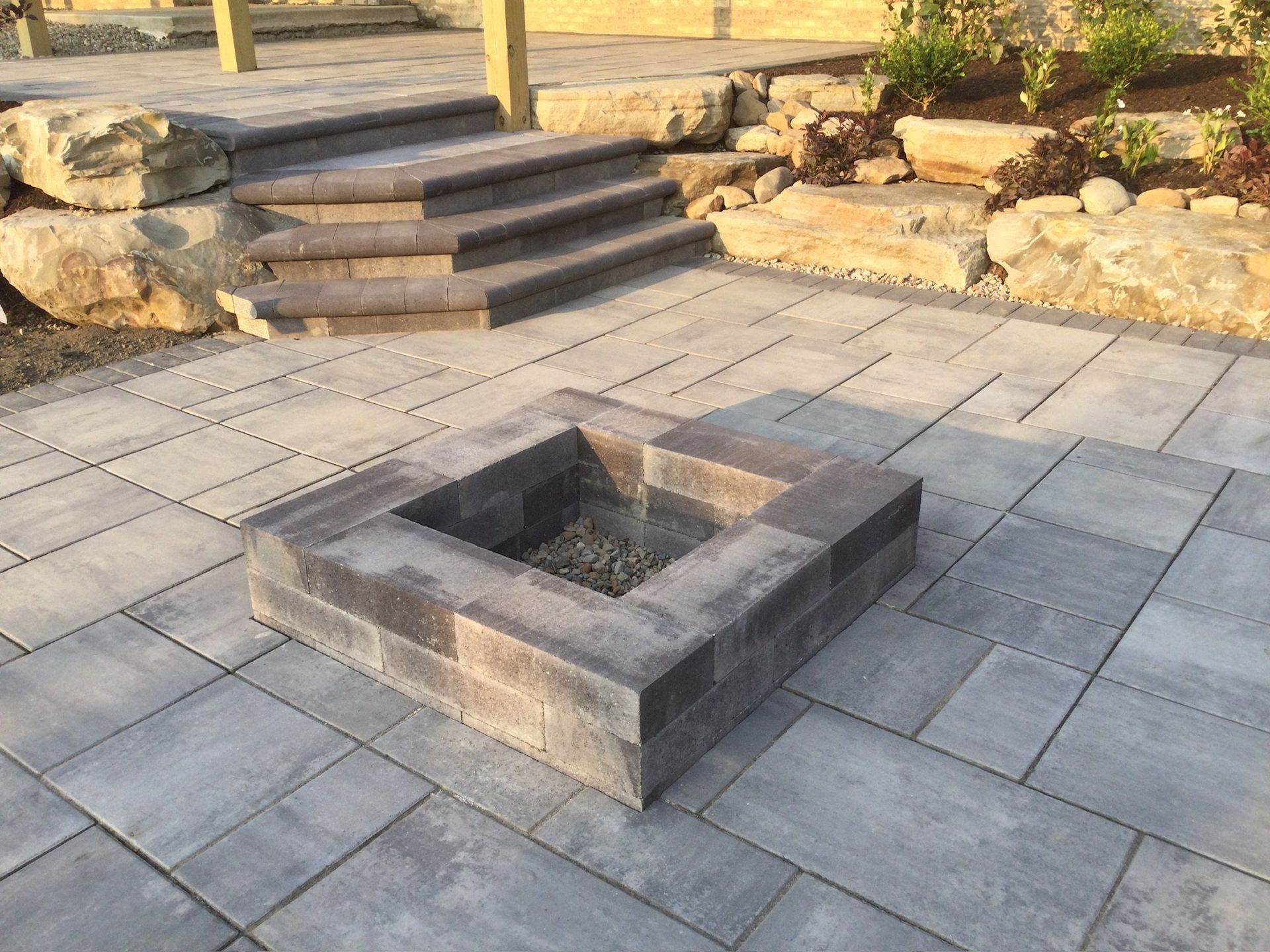 S & M Landscape Construction