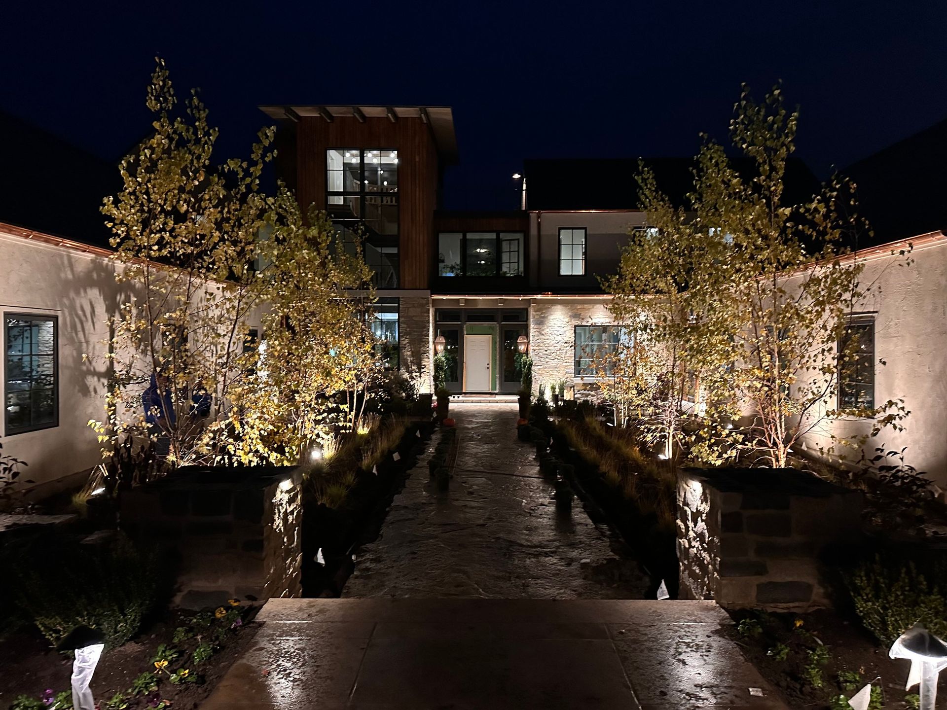 landscaping contractor