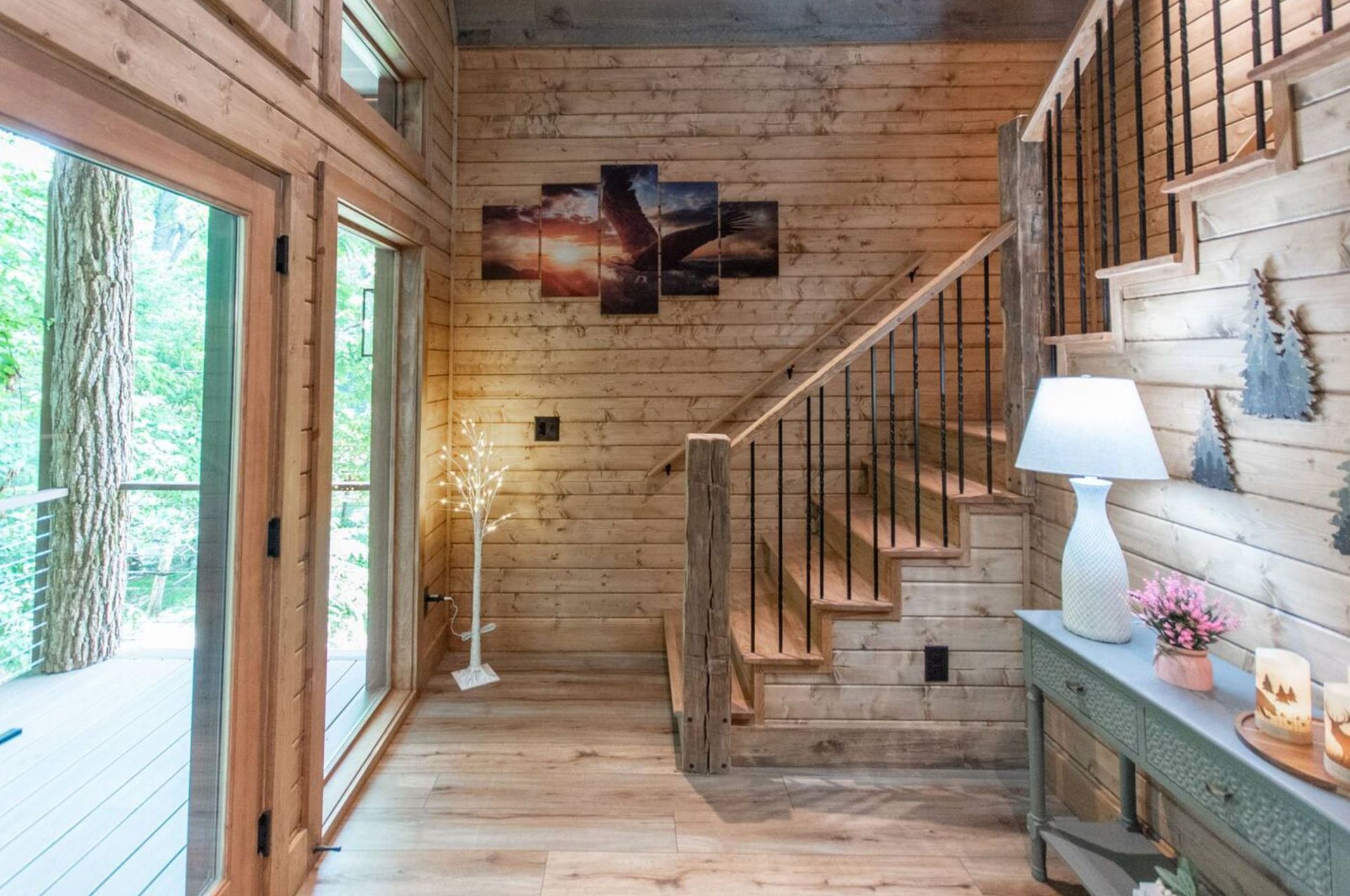 eagles-nest-entry-and-stairs