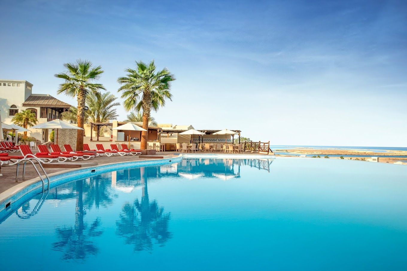 Cove Rotana Resort