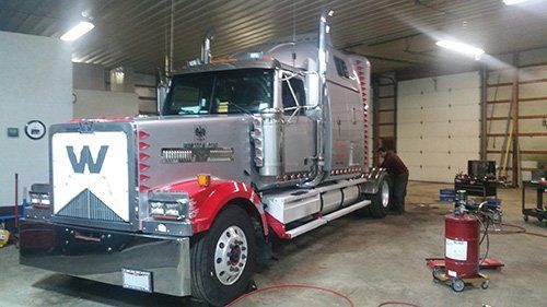 Commercial - Truck Repair in Crest Hill, IL