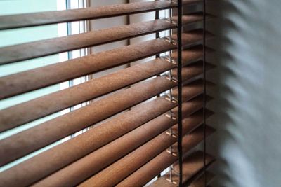 Wood Blind Shade — St. Louis, MO — Overland Shade Co.