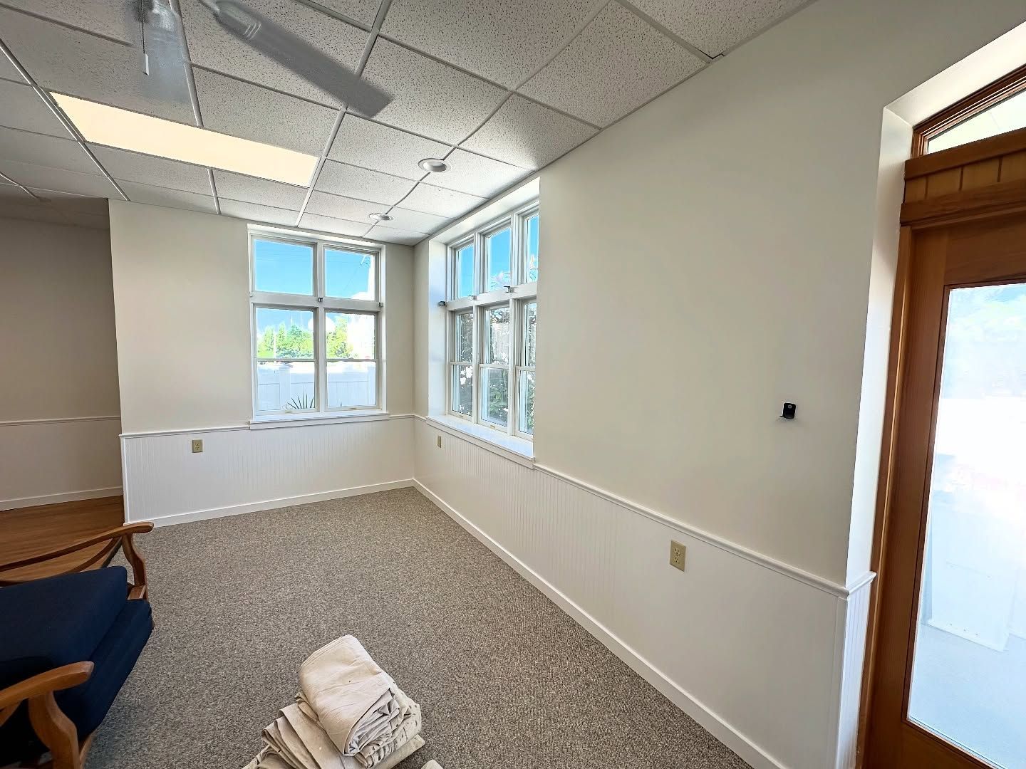 Commercial painter Best LBI painter custom home builder House Painter SPG Paint and Stain Long Beach Island Barnegat Light Manahawkin Beach Haven West Harvey Cedars Ship Bottom, NJ beach bay powerwash epoxy garage