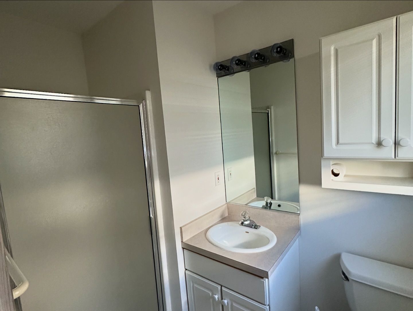 Best Ocean County painter custom home builder House Painter SPG Paint and Stain LBI Surf City NJ beach bay powerwash epoxy garage