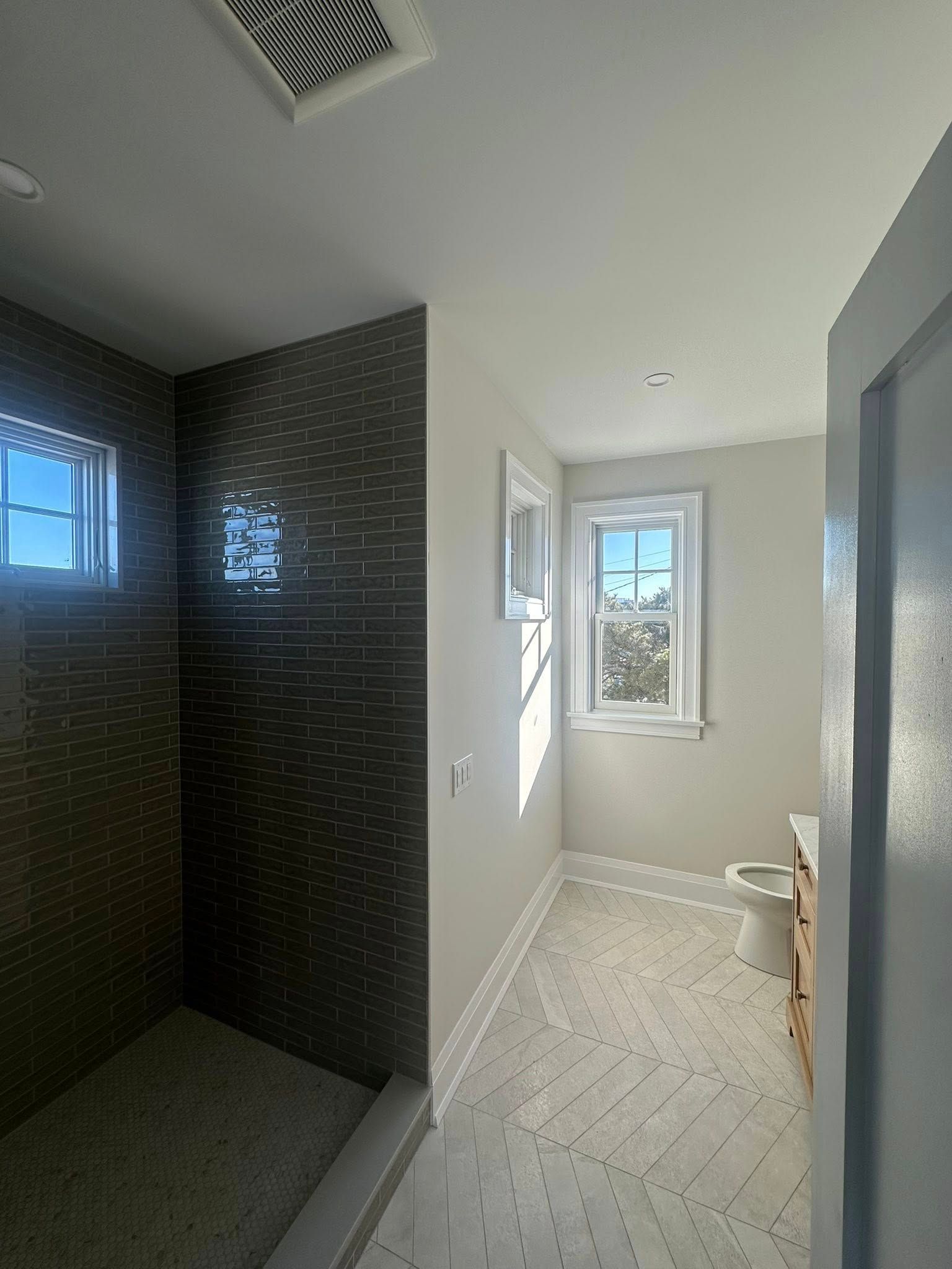 Best LBI painter custom home builder House Painter SPG Paint and Stain Stafford Township popcorn ceiling repair, Long Beach Island, Barnegat Light Manahawkin Beach Haven West, Harvey Cedars, Ship Bottom, NJ powerwash, epoxy garage ,Waretown, Loveladies