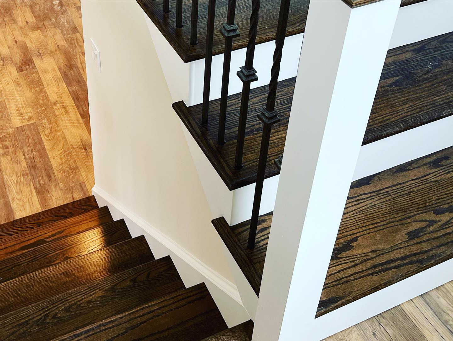 Best LBI BHW new construction House Painter SPG Paint and Stain