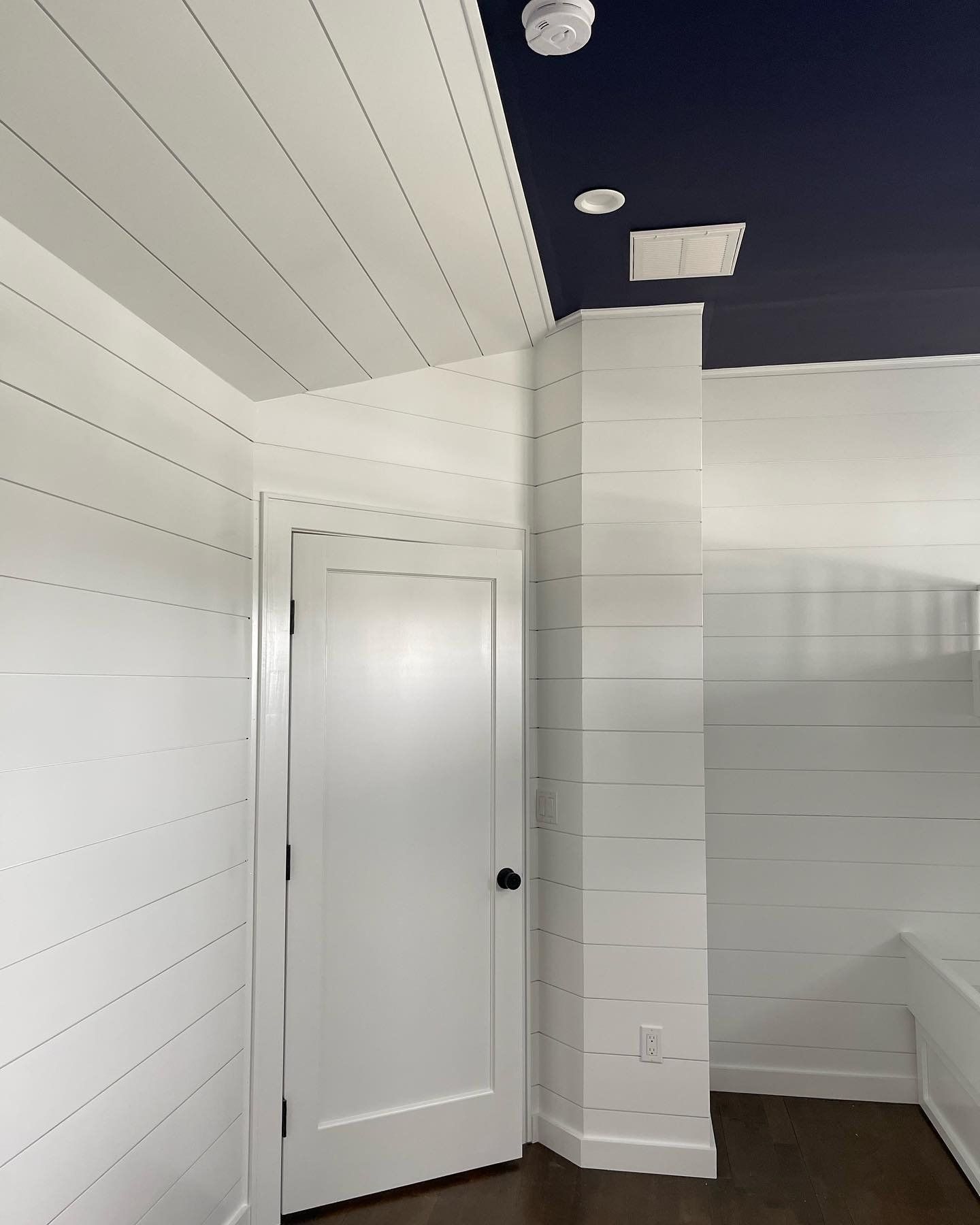 Best LBI House Painter SPG Paint and Stain