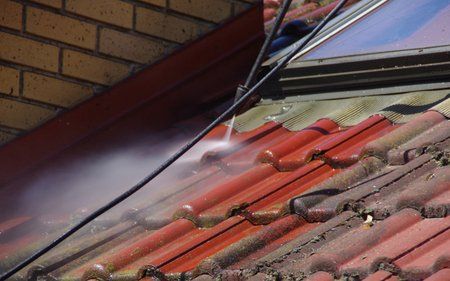 limpiar tejado de tejas a precio barato en Barcelona