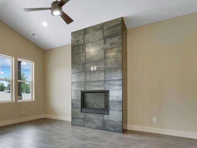 Tile Fireplace Installation, Floor To Ceiling Tile Fireplace Surround