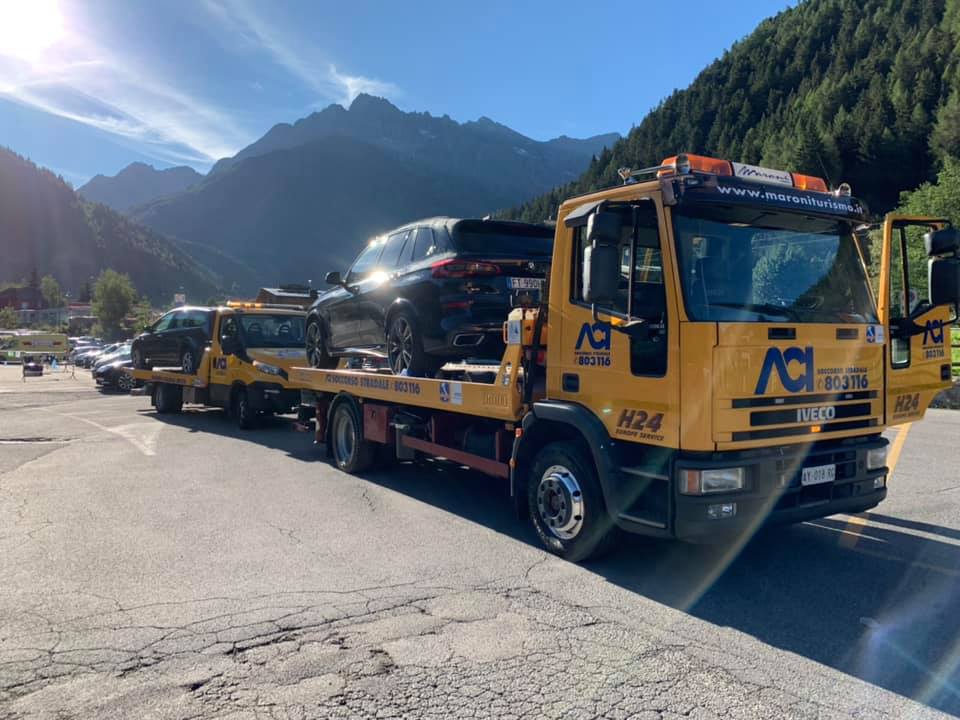 mezzo di soccorso stradale