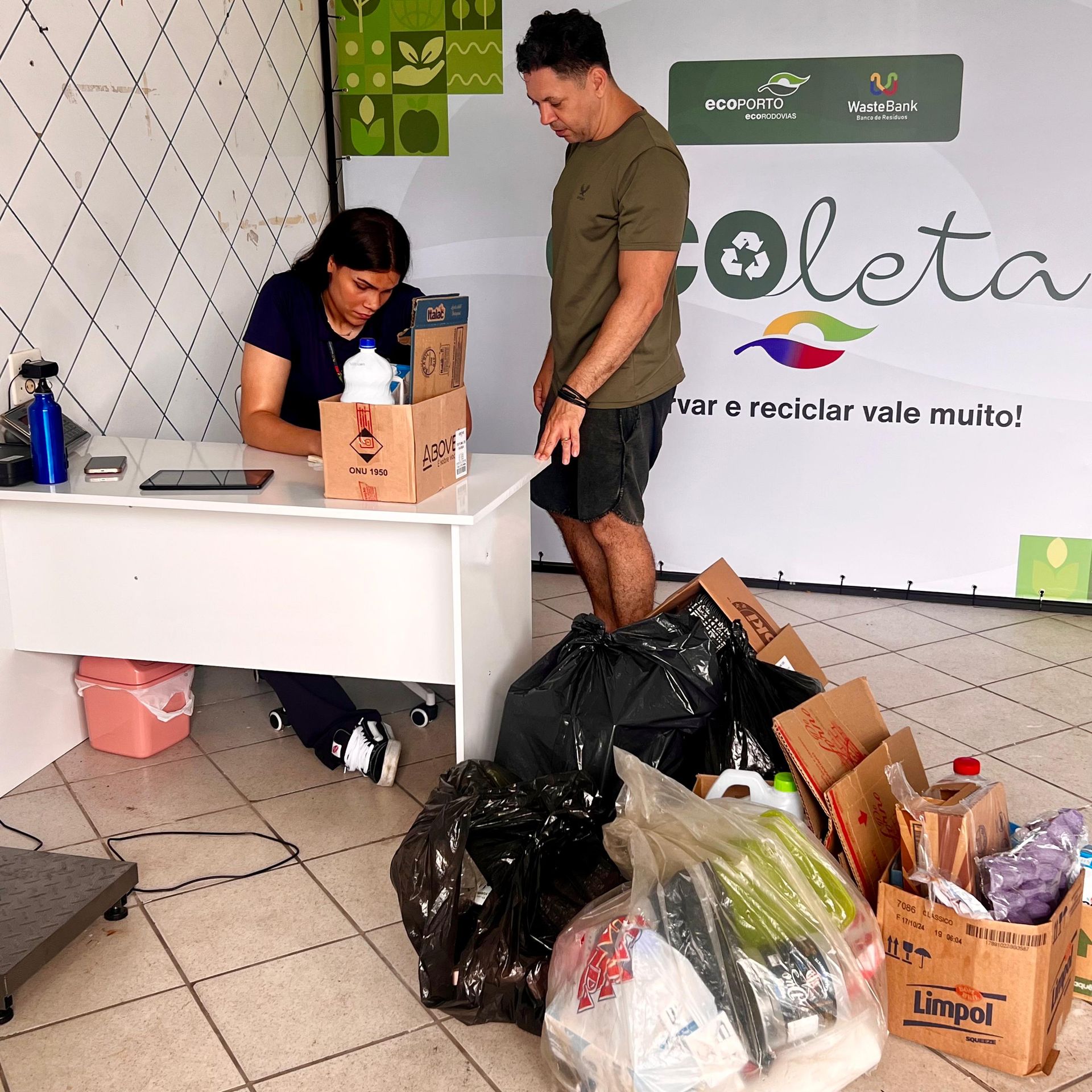 interior espaço novo trilho wastebank imperatriz ma