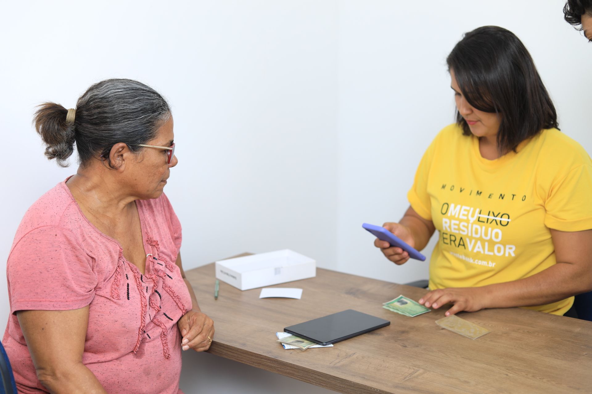 atendimento espaço wastebank em imperatriz