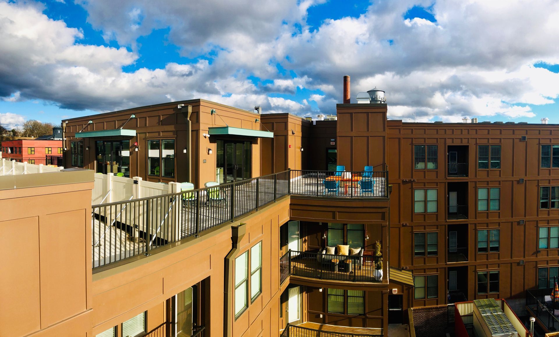 rooftop area of the edge in the daylight