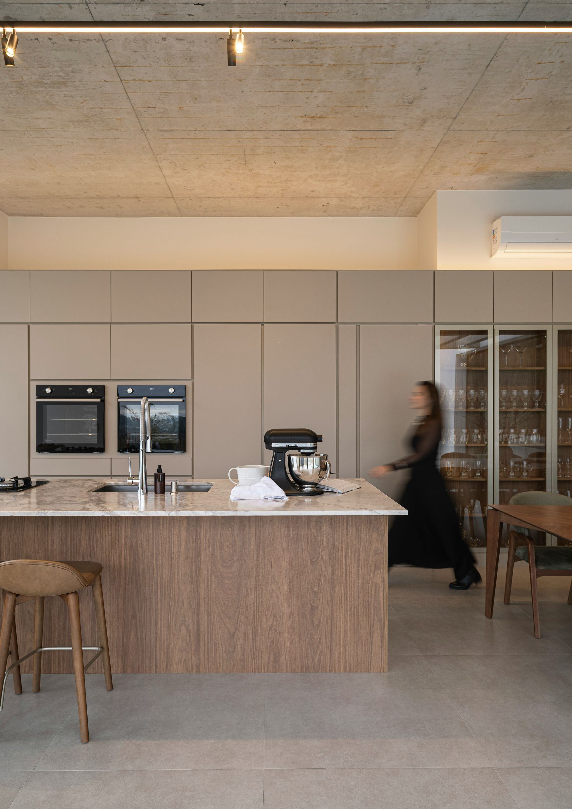 Full-Service Kitchen Countertop installation in Vancouver, BC