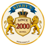 Un logo circolare con bordo dorato e un nastro blu con la scritta 