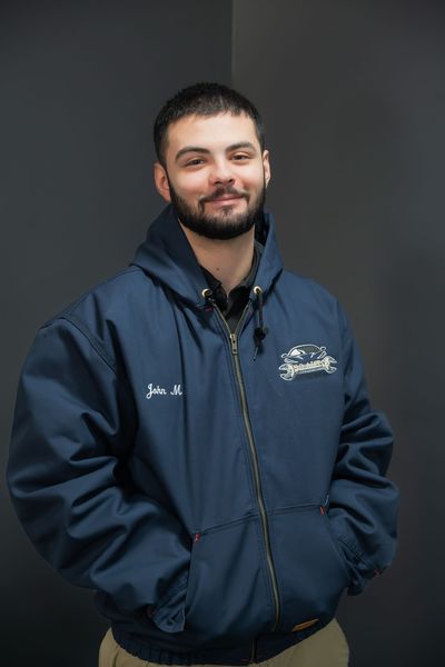 Team Member | 850 Autos Service Center