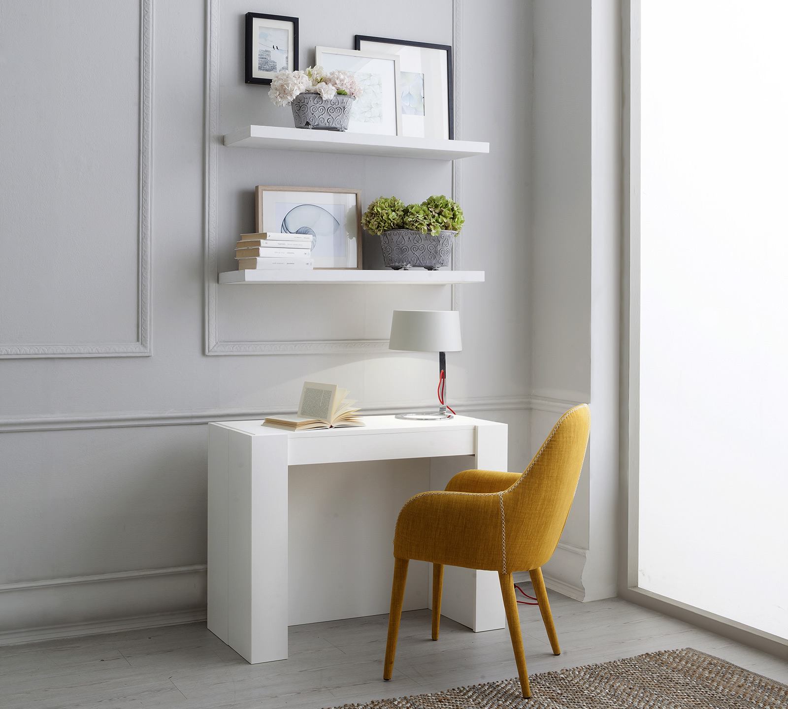 Tavolo di design in legno