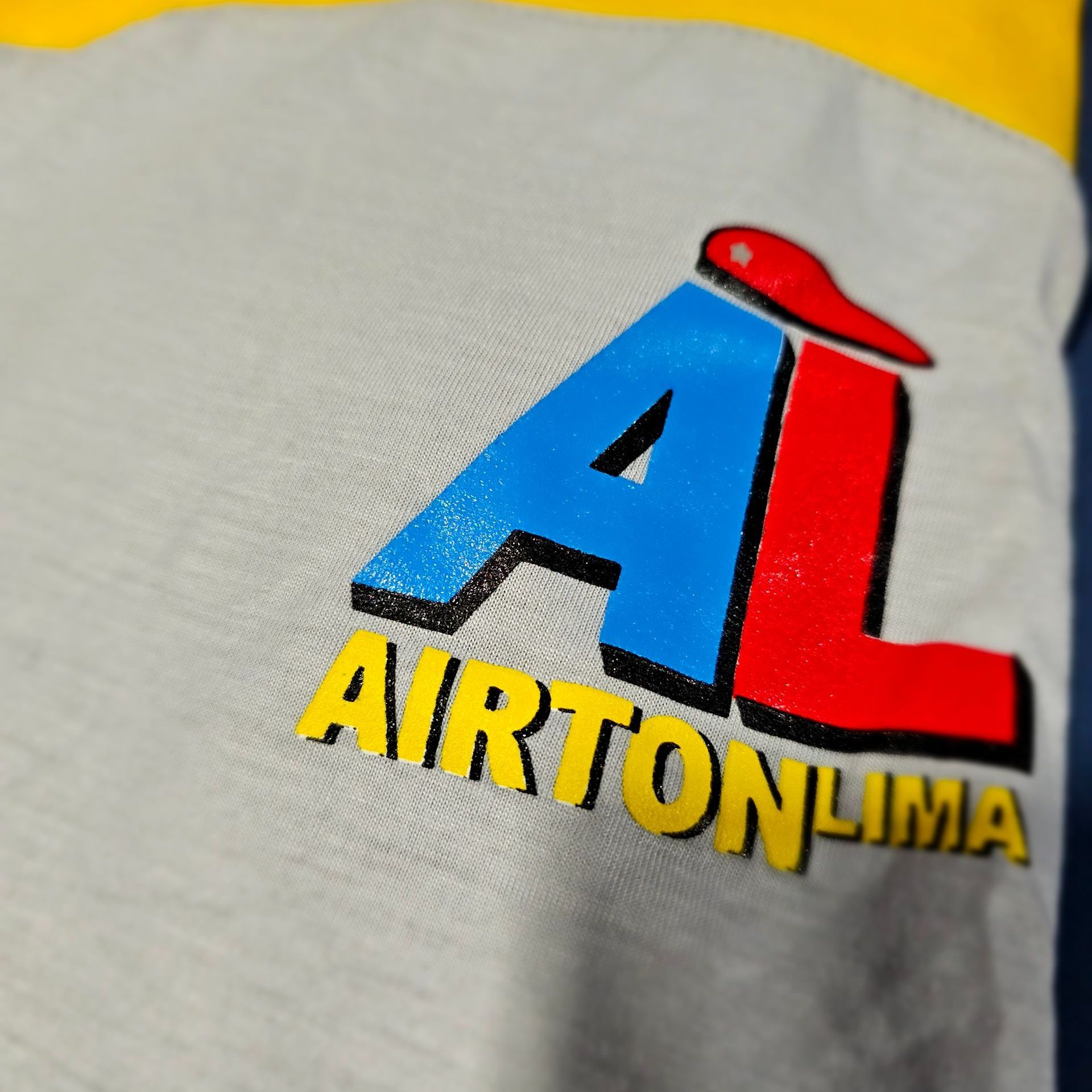 Logotipo em tecido, azul